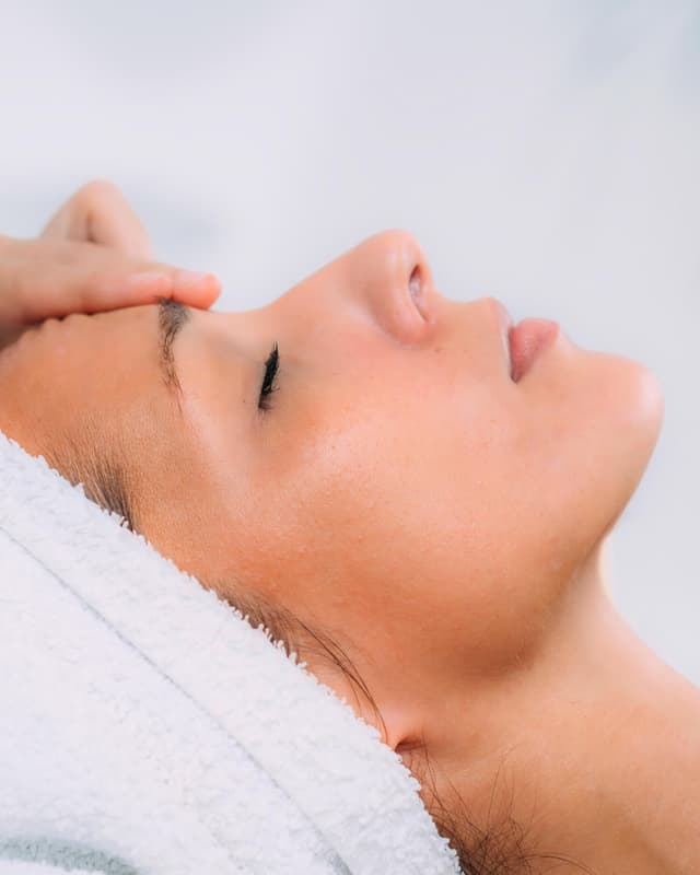 Environ Facial