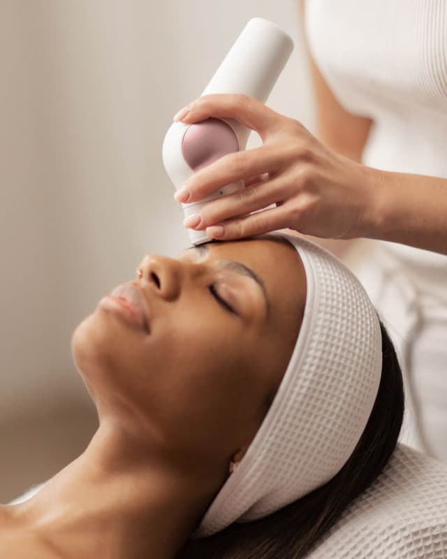 VENN Collagen Facial